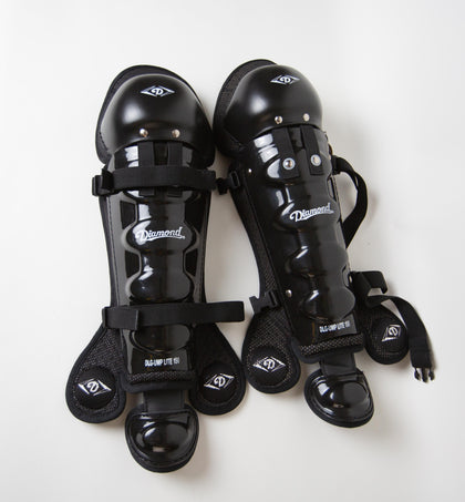 SALE!! Diamond UMP-LITE Leg Guards